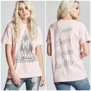 Recycled Karma Def Leppard graphic T shirt Pink Pour Some Sugar On Me Sz M NEW